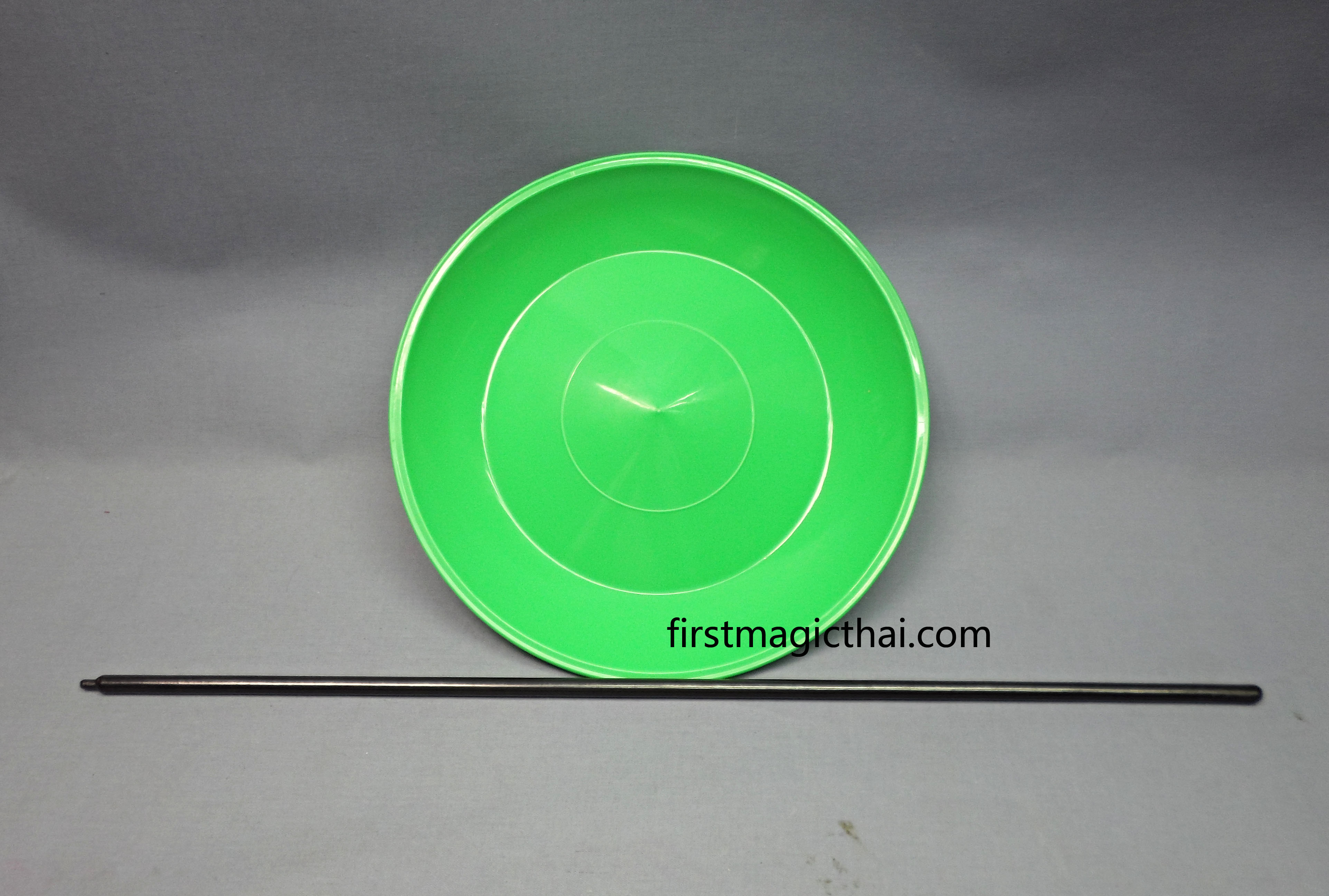 จานกายกรรม รุ่น เล็ก 9.25นิ้ว สีเขียว/ Plate spinning 9.25inch