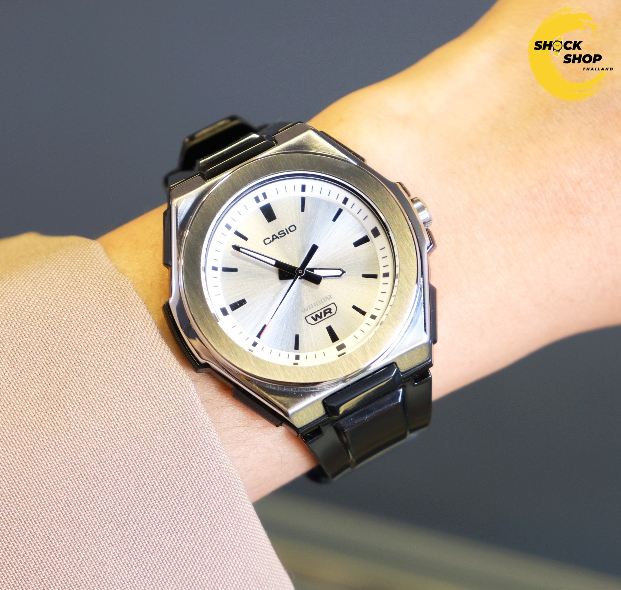 นาฬิกาข้อมือ Casio รุ่น LWA-300H-7E2V คาสิโอ