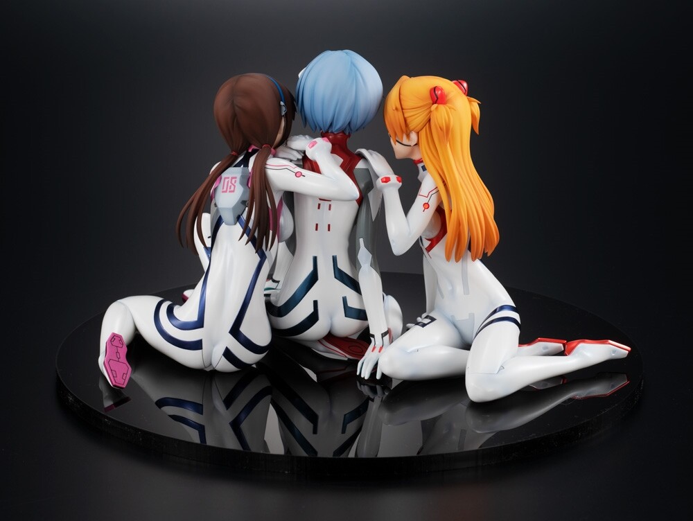 Ayanami Rei - Makinami Mari Illustrious - Souryuu Asuka Langley Newtype Cover ver.