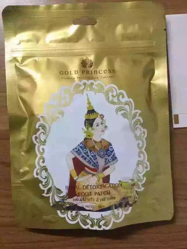 Gold Princess Royal Detoxification Foot Patch รอยัล ดีท็อกซิฟิเคชั่น ฟุตแพต โกล์ด ปริ๊นเซสส์ 10 ชิ้นต่อ 1 ซอง