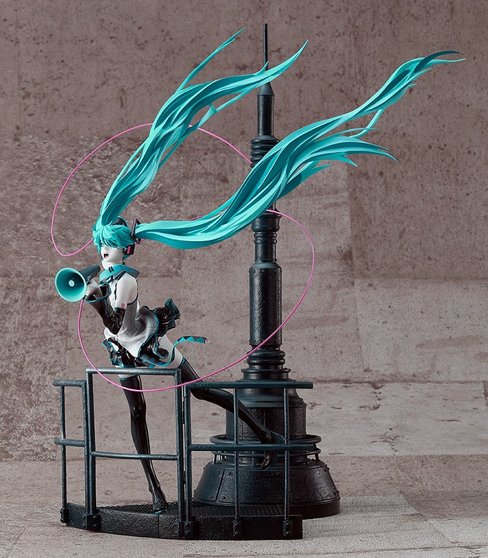 Hatsune Miku Love is War Refined Ver.