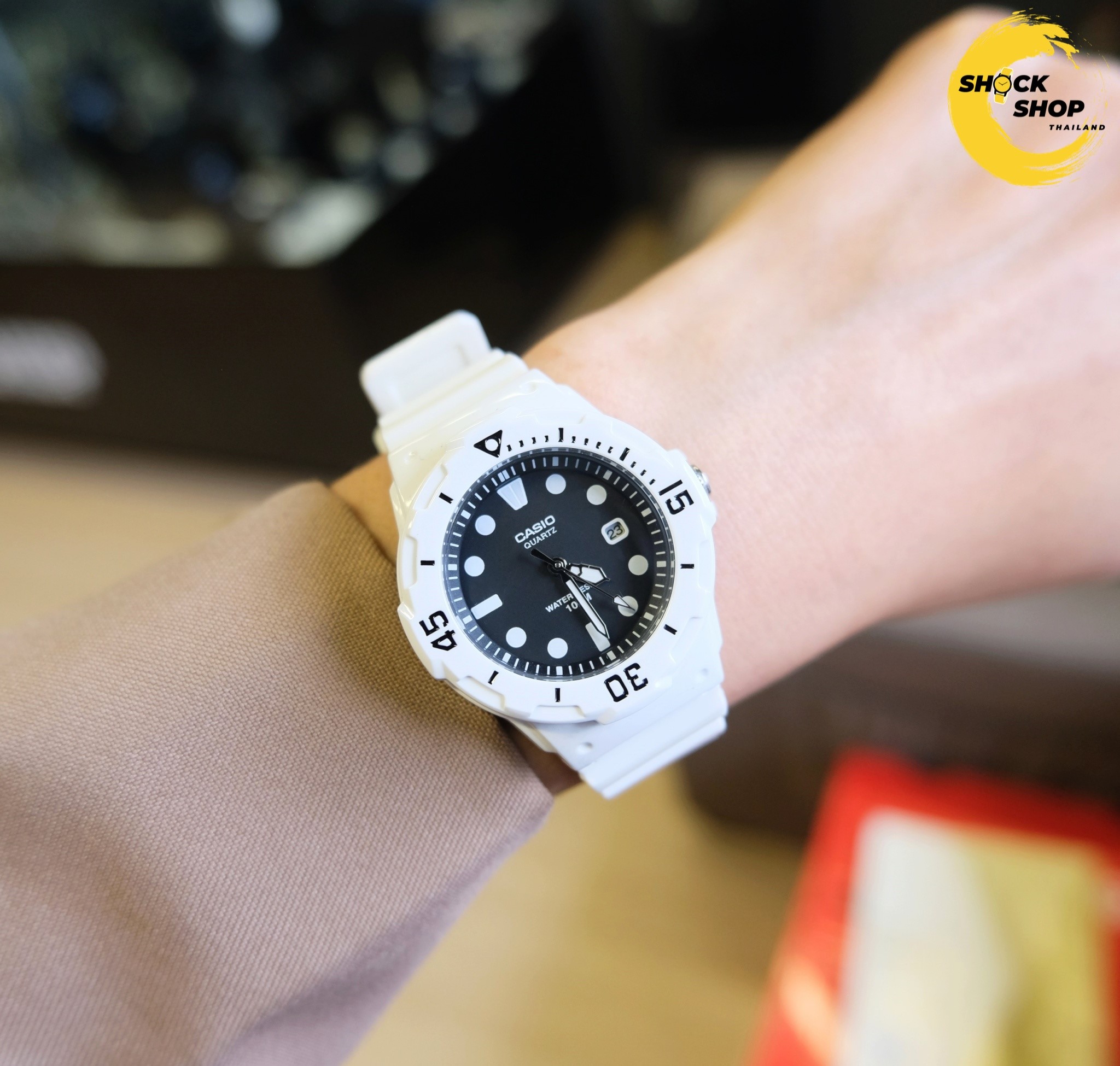 นาฬิกา CASIO รุ่น LRW-200H-1E คาสิโอ