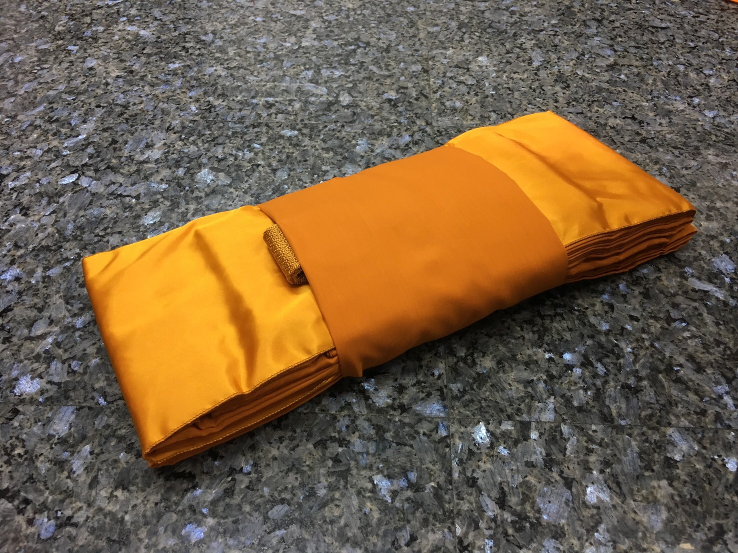 ไตรครอง ผ้าโทเร (7ชิ้น)