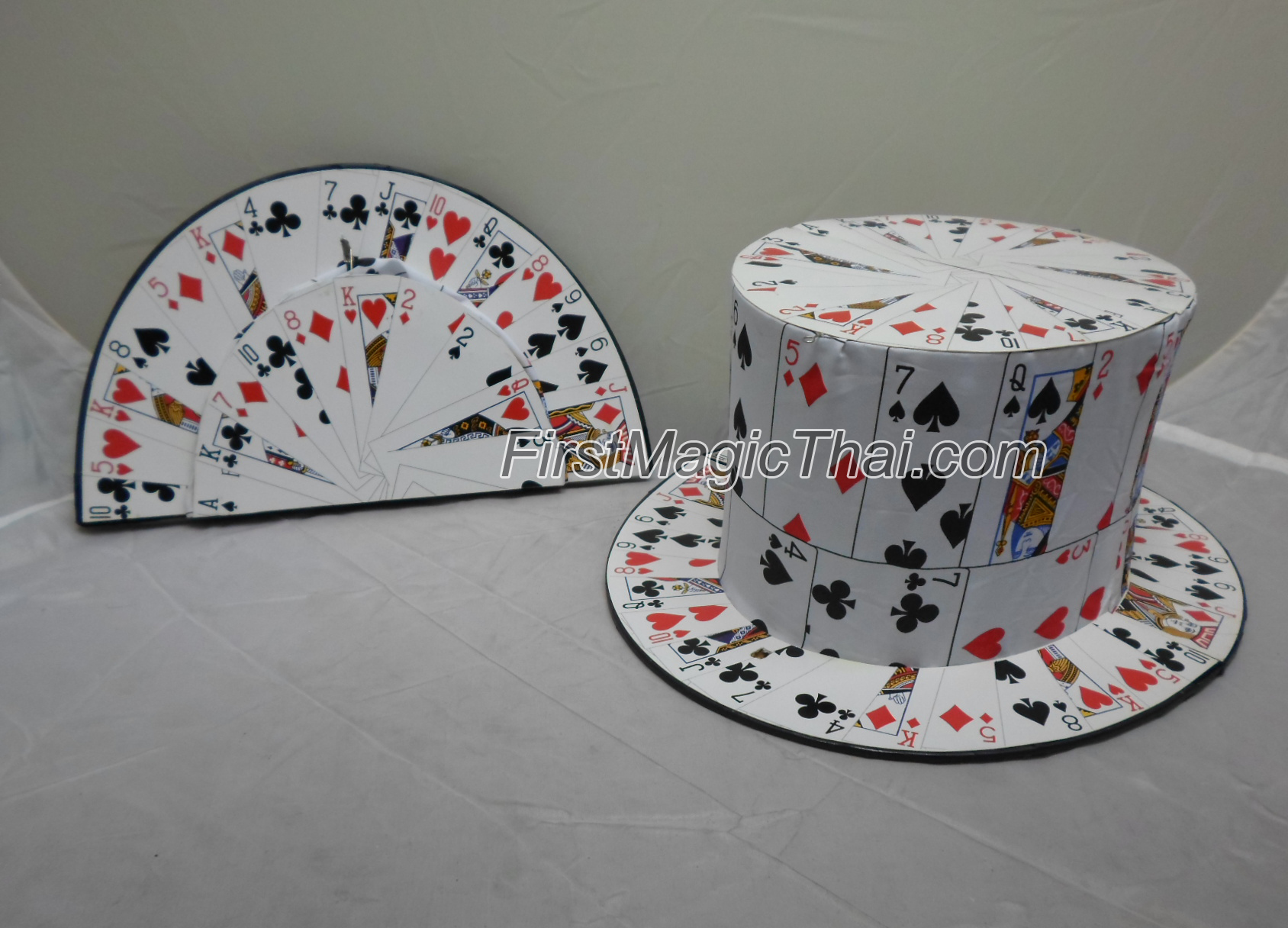 หมวกไพ่ (Tophat Cards)