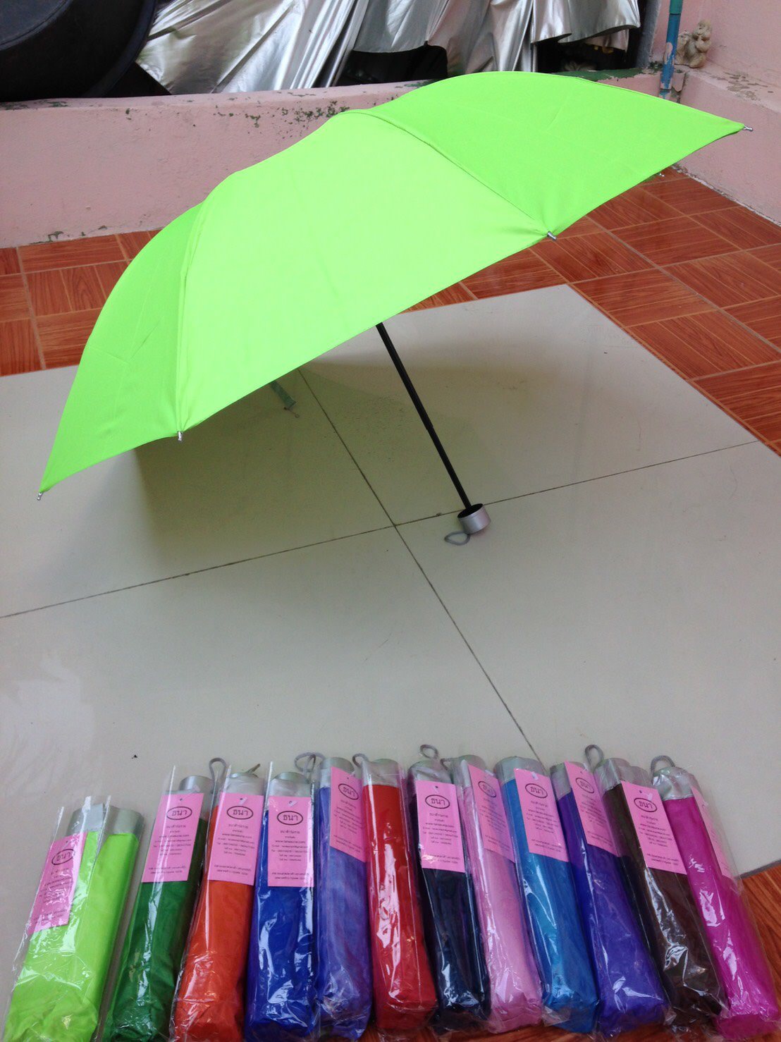 ร่มพับ3ตอนมียูวี8 ก้าน