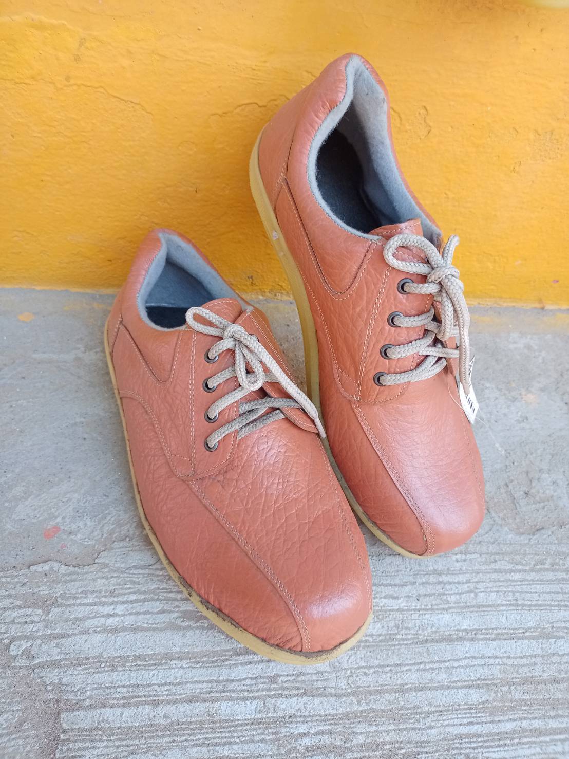 รองเท้าหุ้มส้น หนังช้างลายสีส้ม ไซส์36-45