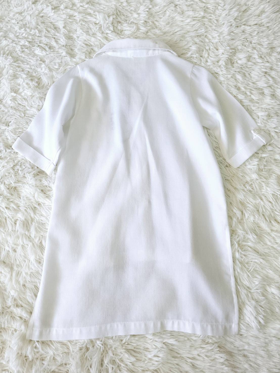 Meo Meo เสื้อเชิ๊ต สีขาว สุดเทห์ ไซส์ 5y Pang No Neko Le Petit Pumm by ChaLom มือสอง เหมือนใหม่ ตำหนิ>ปกเสื้อเลอะเล็กน้อย ซักออกค่ะ