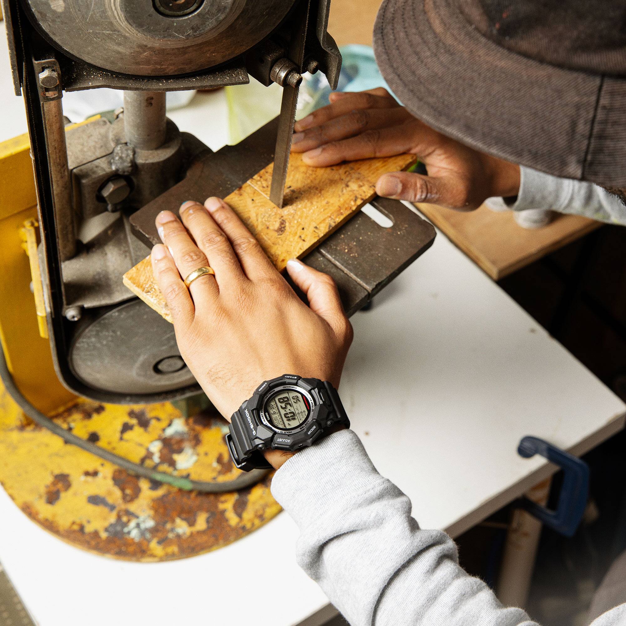 Casio G-Shock นาฬิกาผู้ชาย รุ่น GD-010-1 ซีรีส์ GD-010 จีช็อค