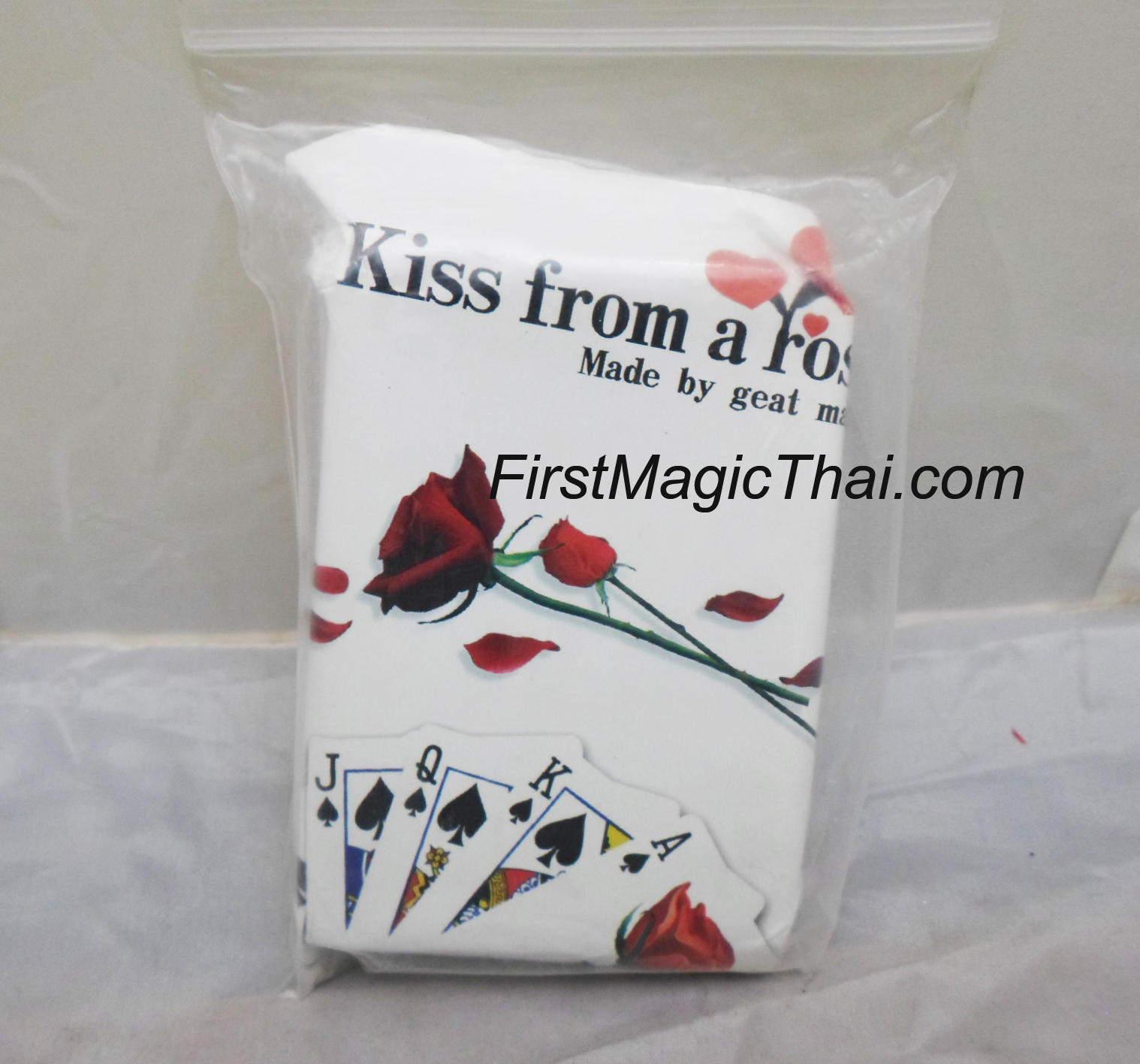 เสกดอกกุหลาบจากไพ่ (Kiss From a Rose)