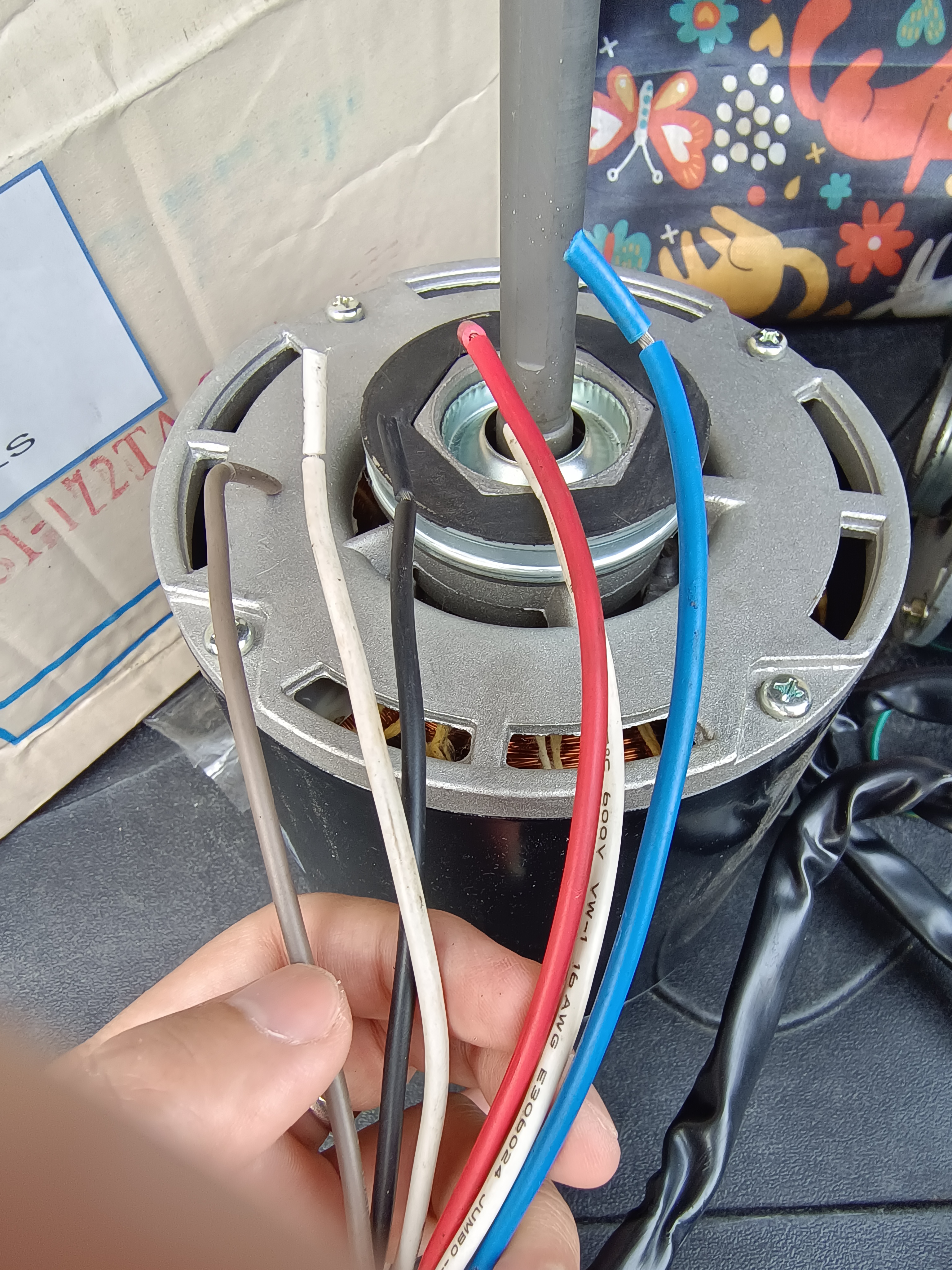 มอเตอร์คอยล์เย็น FB1-1/2TA-SE