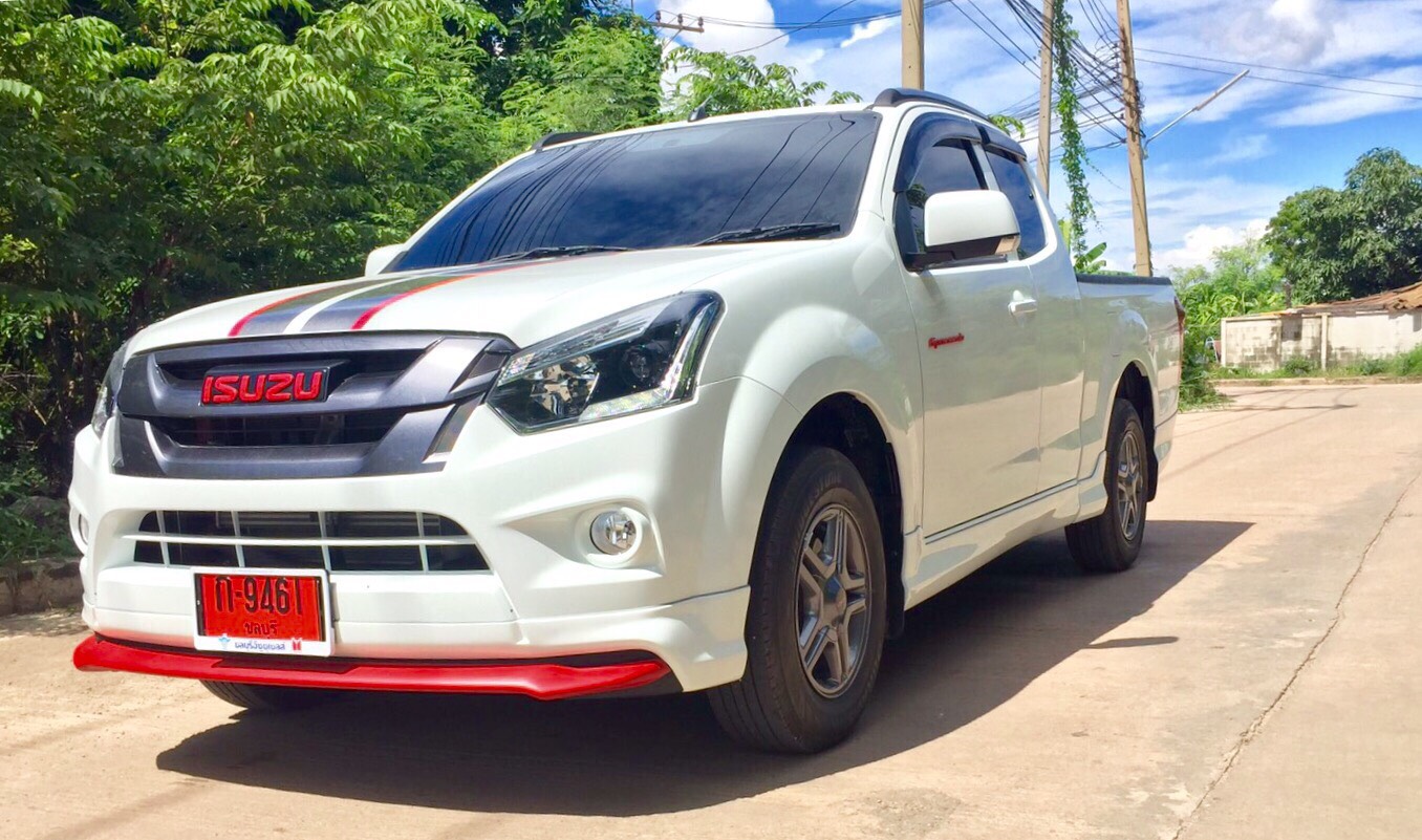 ชุดแต่ง Isuzu D-Max 2016 รุ่น Freeform