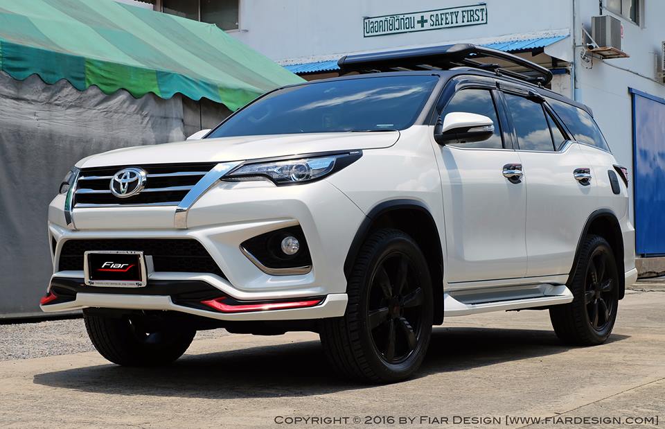 ชุดแต่ง Toyota Fortuner 2015 TRD By Fiar