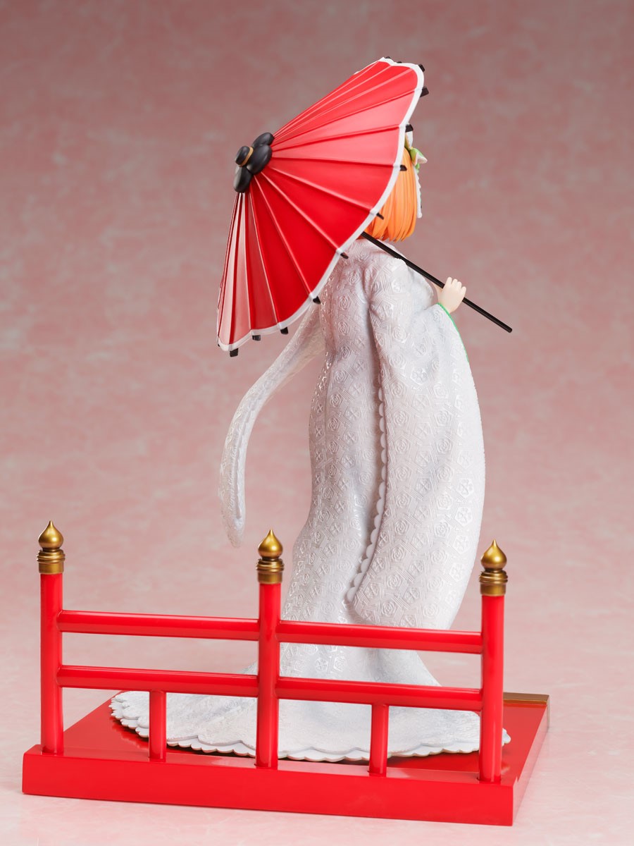 Yotsuba Nakano Shiromuku