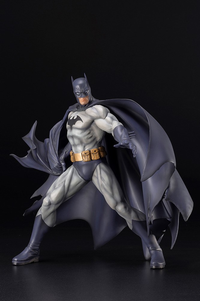 BATMAN HUSH DC COMICS ARTFX STATUE (Renewal Package)