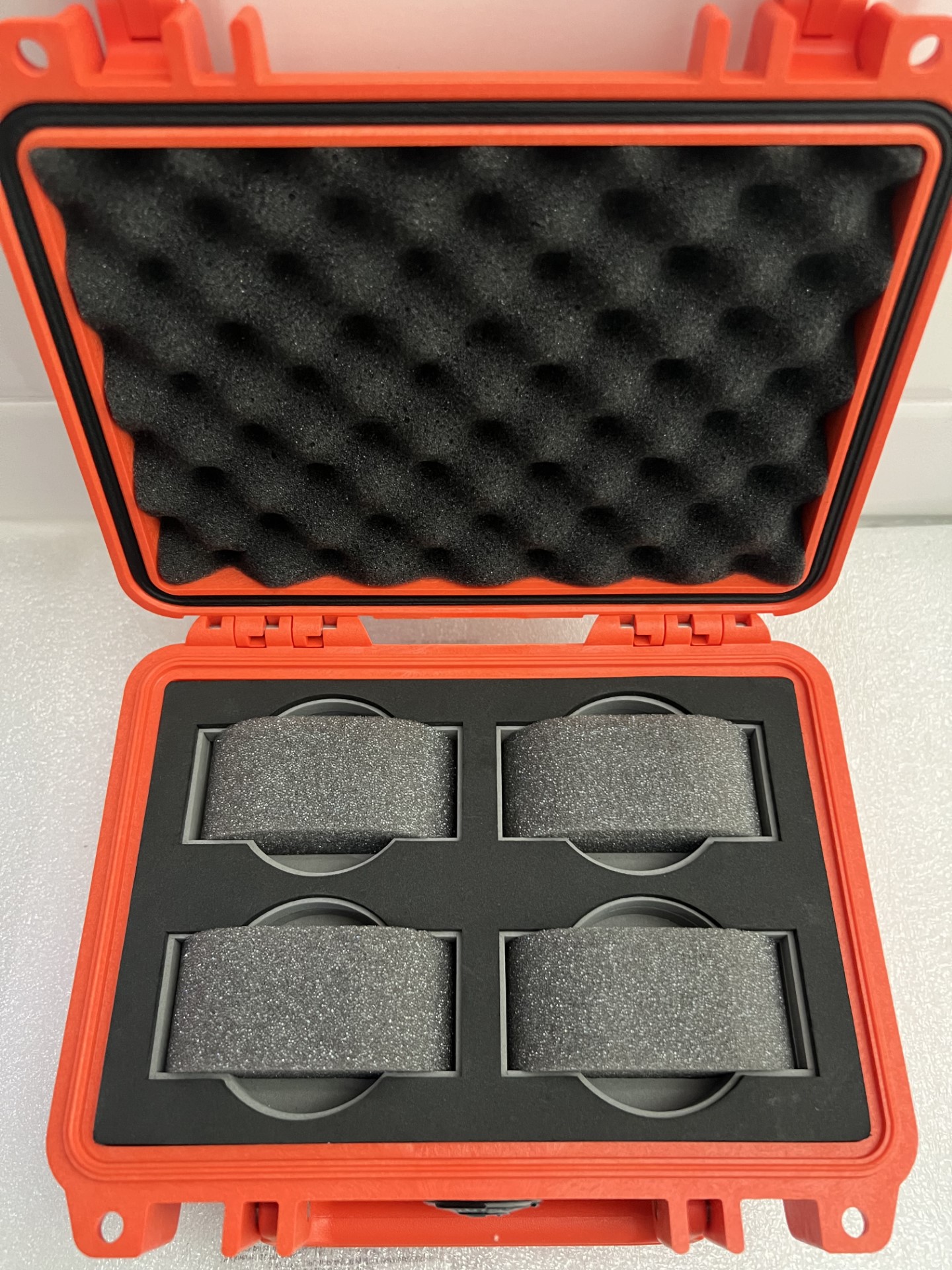 PELICAN 1120 WATCH CASE WITH 4 WATCH FOAM - ORANGE - กล่องใส่นาฬิกา 4 เรือน
