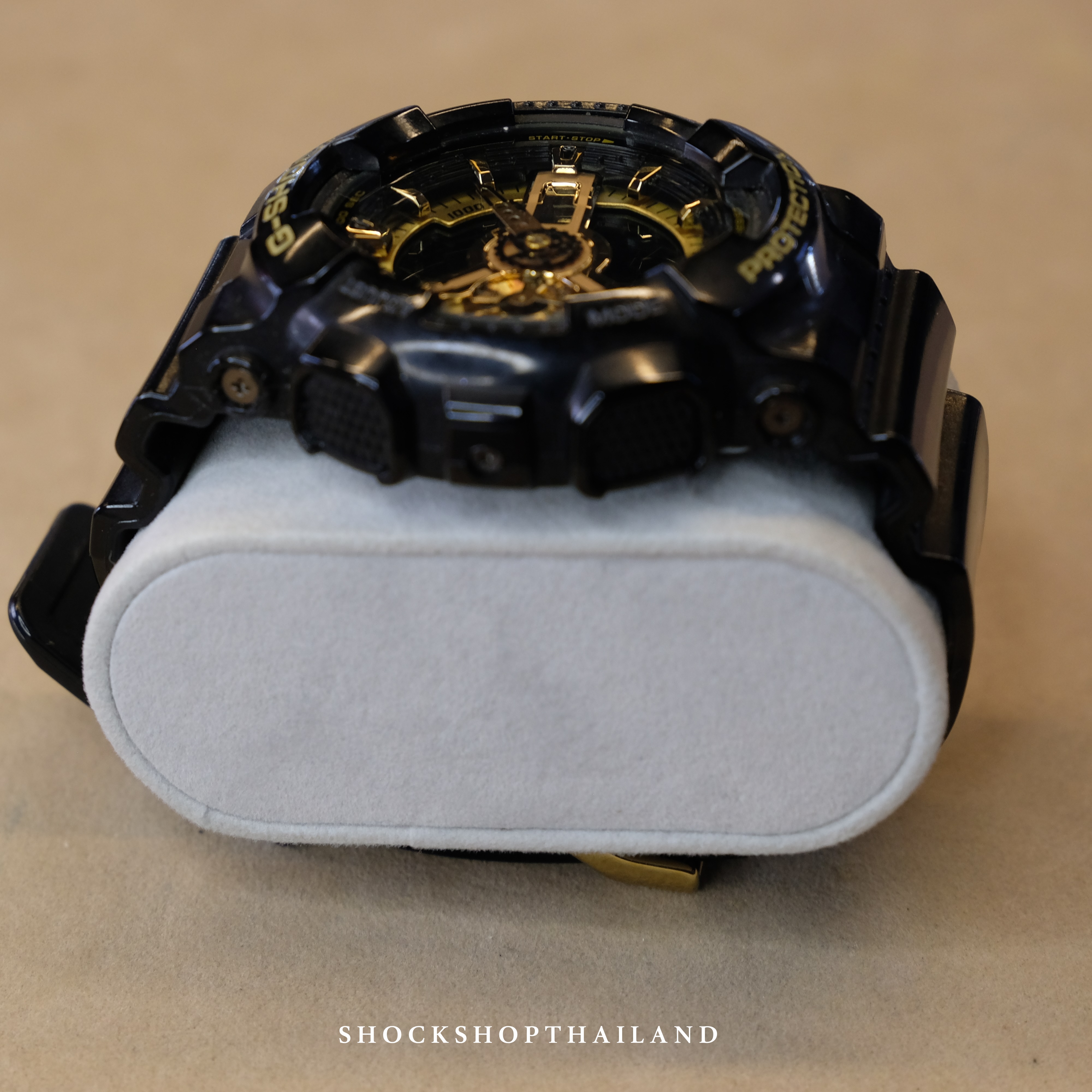 Casio G-Shock นาฬิกาผู้ชาย มือสอง ของแท้ รุ่น GA-110GB-1A ซีรีส์ GA-110 จีช็อค