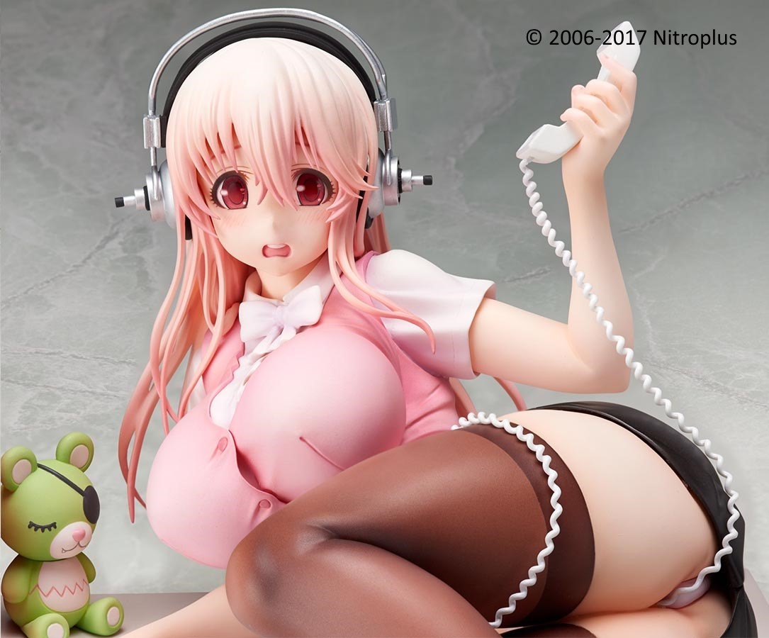 Super Sonico: Clumsy OL Ver.