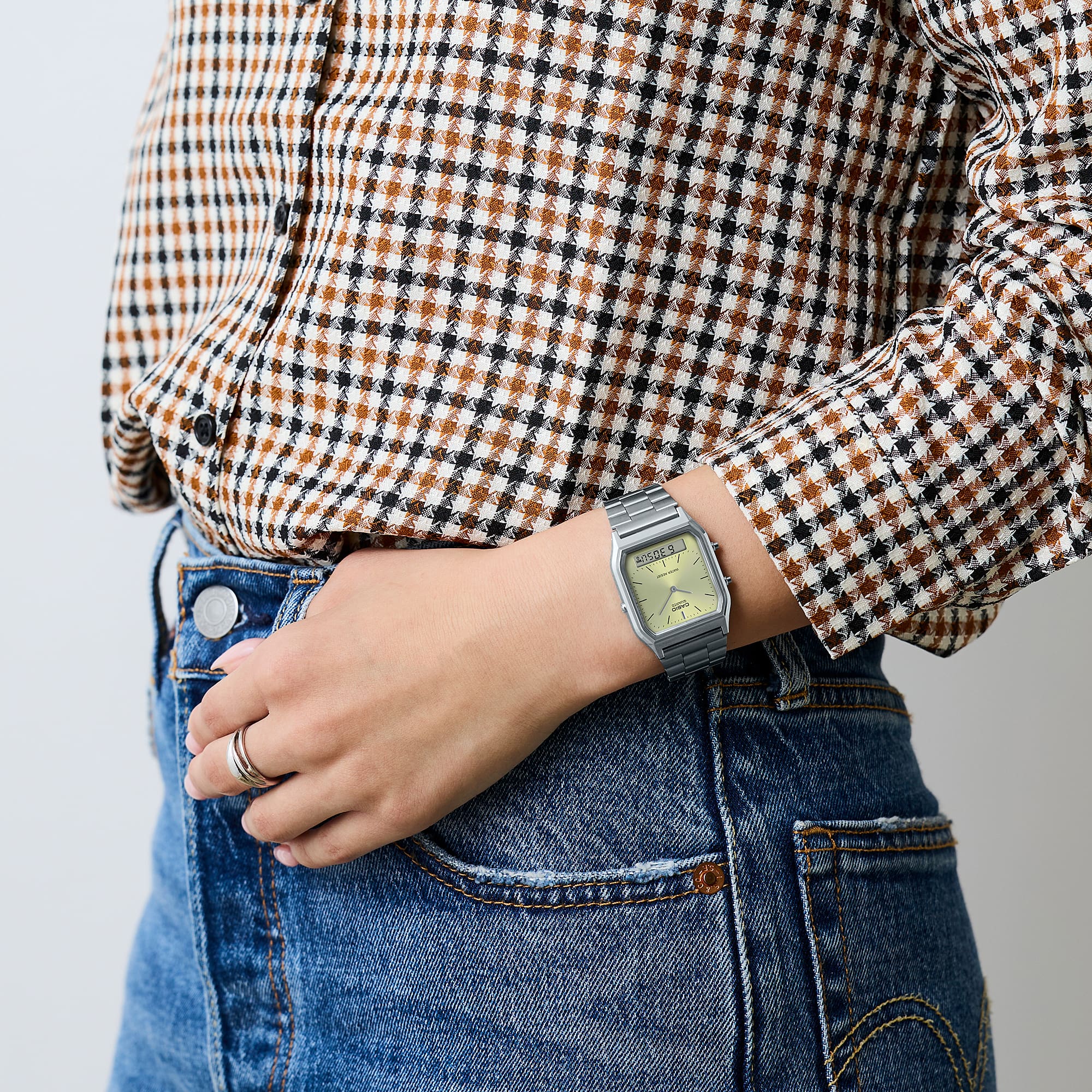 นาฬิกาข้อมือ CASIO รุ่น AQ-230A-9AMQY คาสิโอ