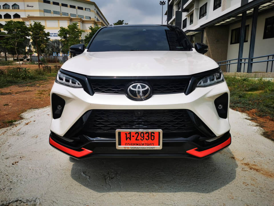 ชุดแต่ง Toyota Fortuner Legender 2020 By Fiar