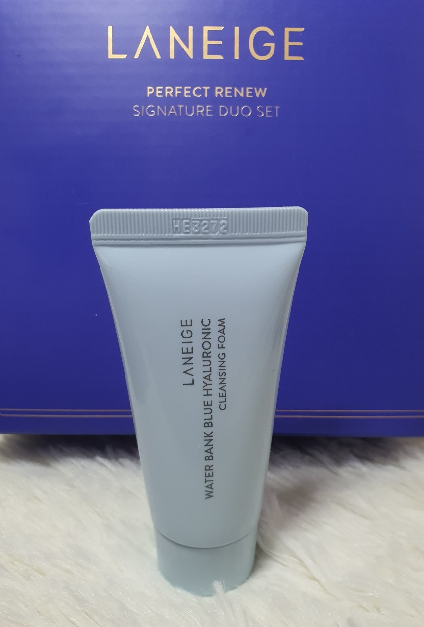 LANEIGE Water Bank Blue Hyaluronic Cleansing Foam 30ml. ลาเนจ ของแท้
