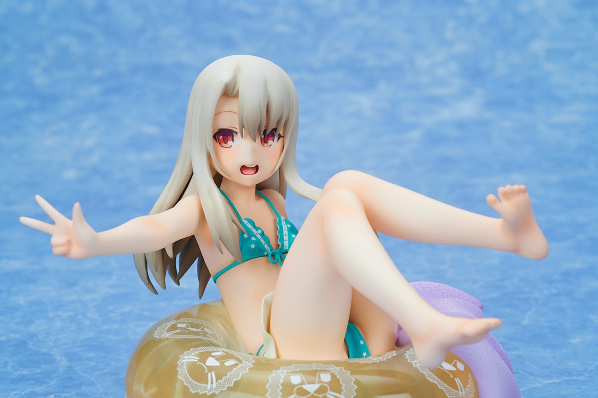 Illyasviel Einzbern Swimsuits Ver.
