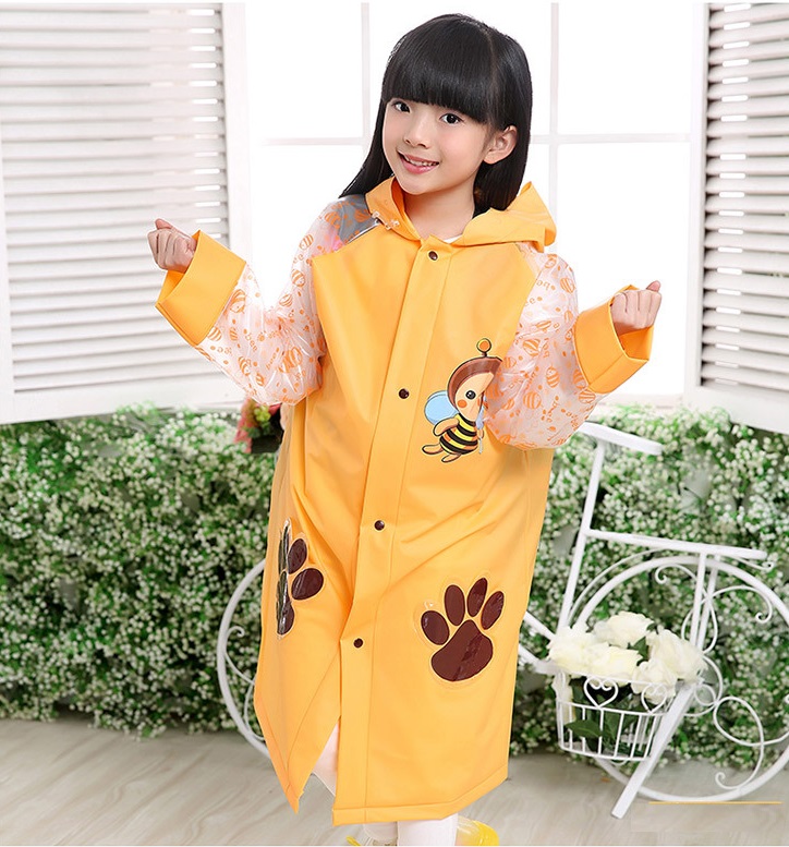 เสื้อกันฝน ด้านหลังมีช่องสำหรับใส่กระเป๋าเป้ Rain coat