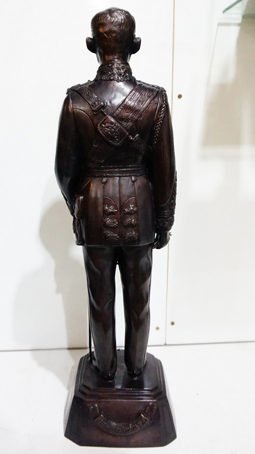 พระบรมรูป รัชกาลที่ 9 ประทับยืน ชุดทหาร สูง 56ซ.ม.