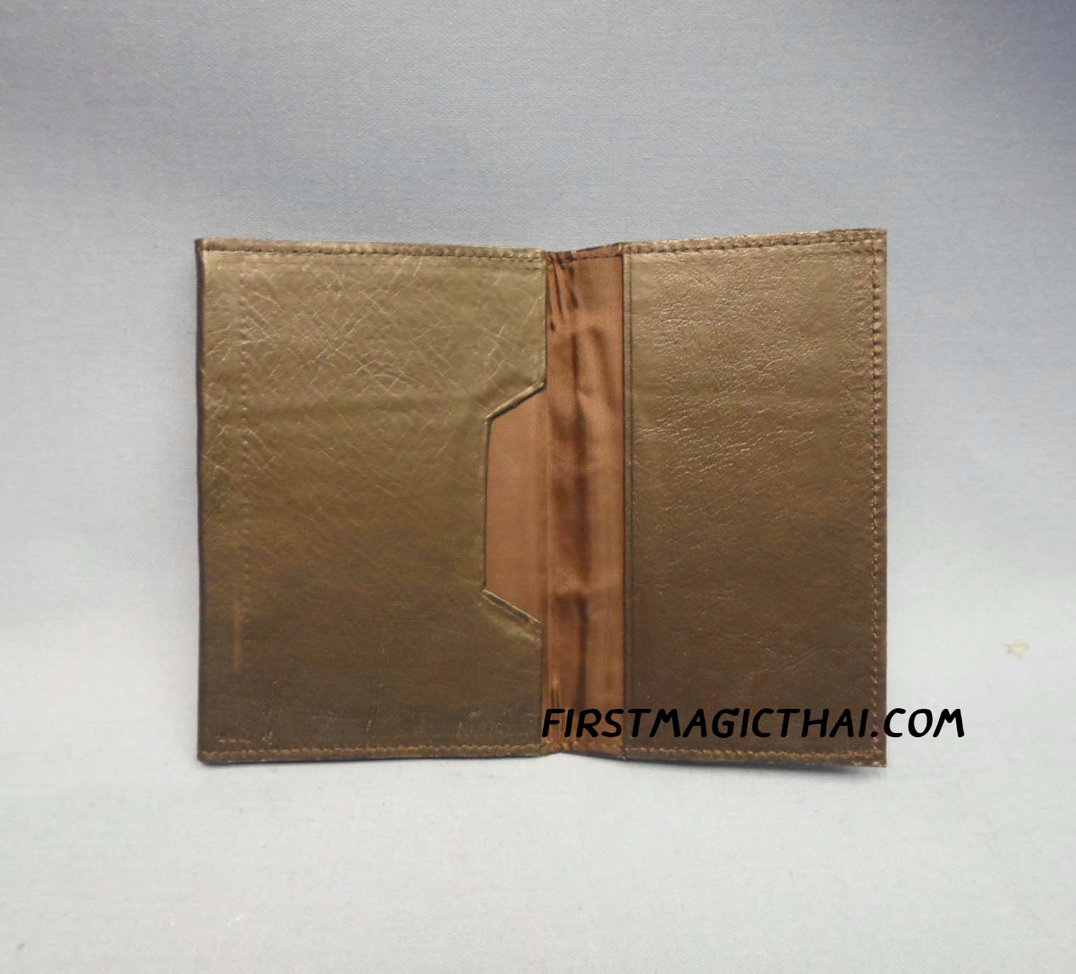 กระเป๋า เสกนามบัตร