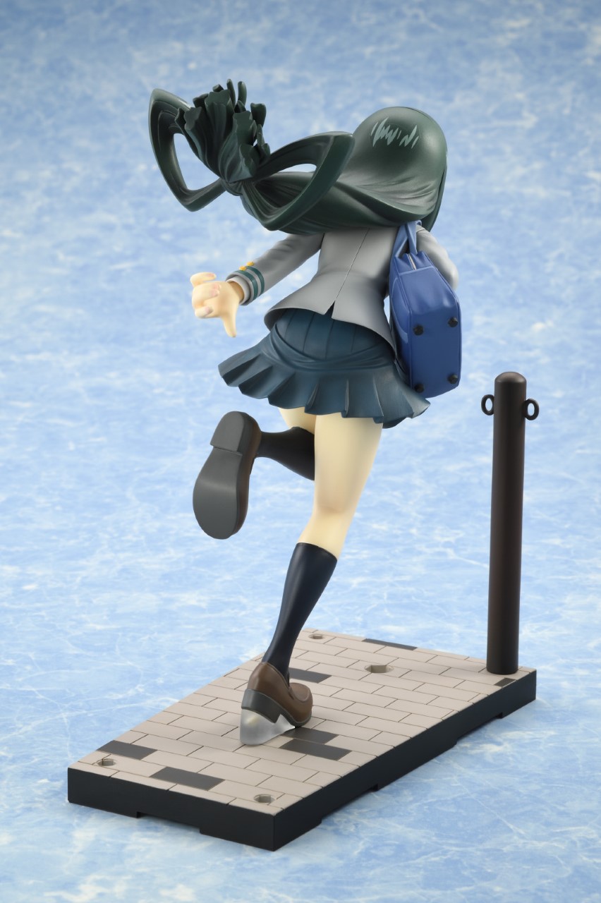 Tsuyu Asui Uniform Ver.