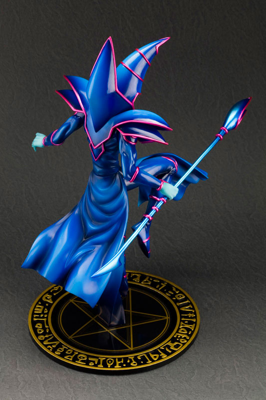 Black Magician Blue Ver. 1/7 Kotobukiya