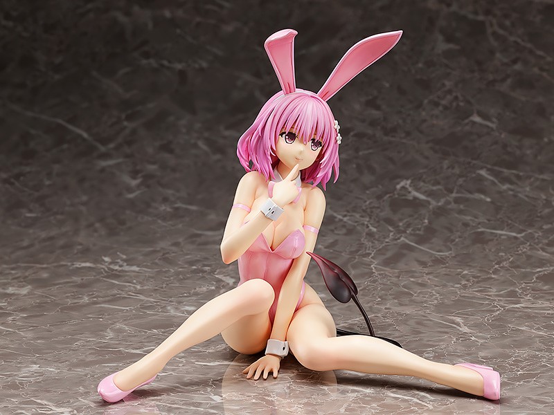 Momo Belia Deviluke Bare Leg Bunny Ver