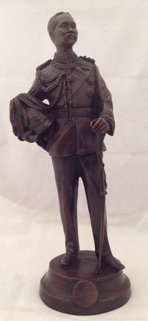 พระบรมรูป รัชกาลที่5 ทรงถือพระมาลา(หมวก) 5นิ้ว