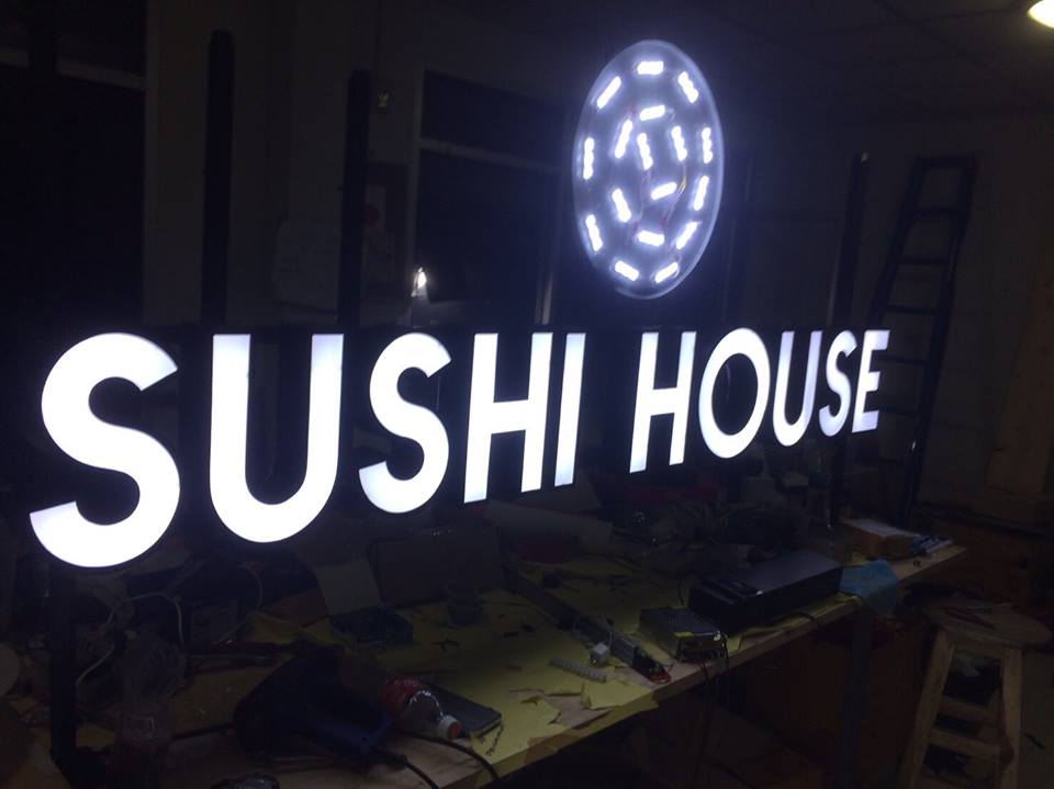 ป้ายตัวอักษร ติดไฟออกหน้าled - SUSHI HOUSE #ป้ายร้านอาหาร