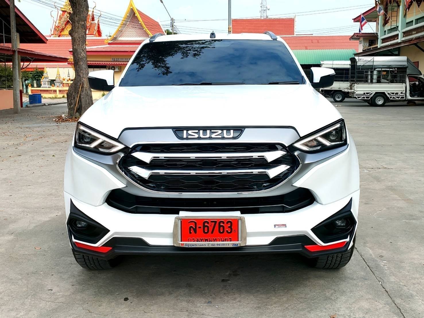 ชุดแต่ง Isuzu Mu-X 2021 By Rider V1