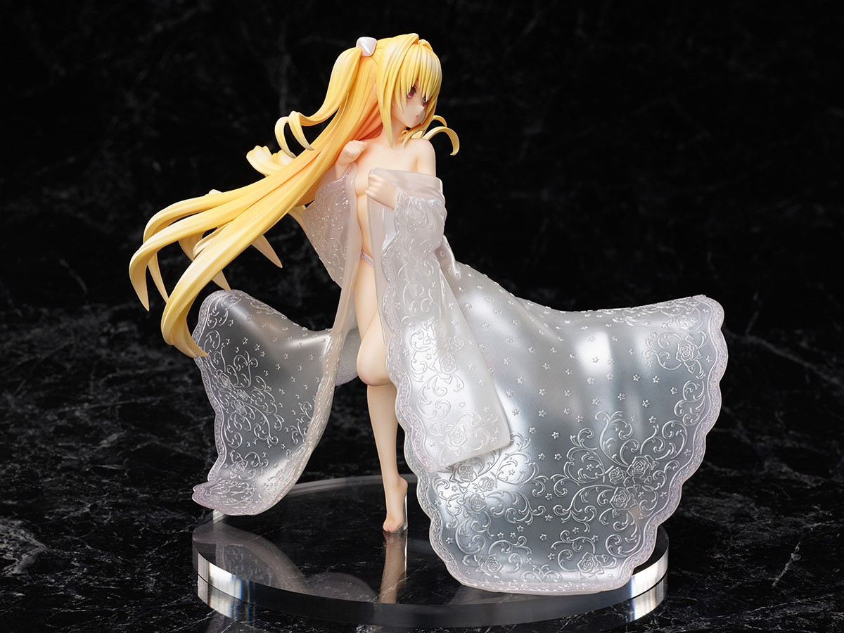 Golden Darkness Shiromuku