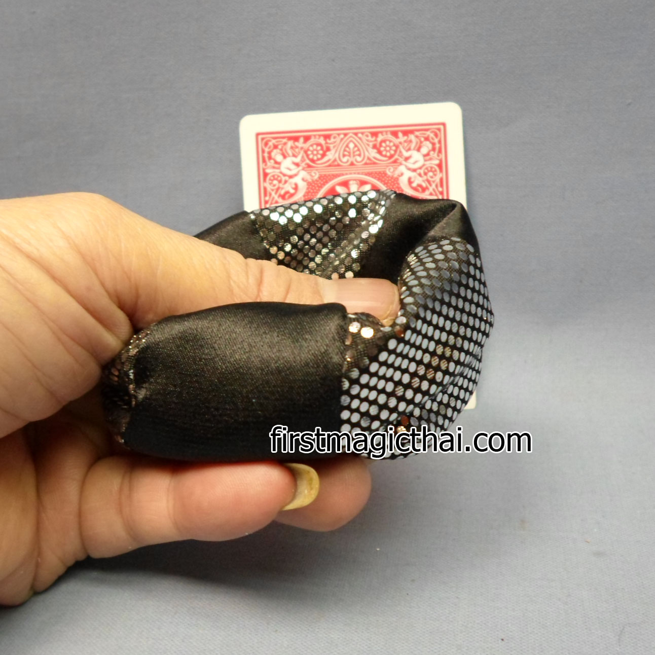 บอลสปริง สีดำ คาดเงิน