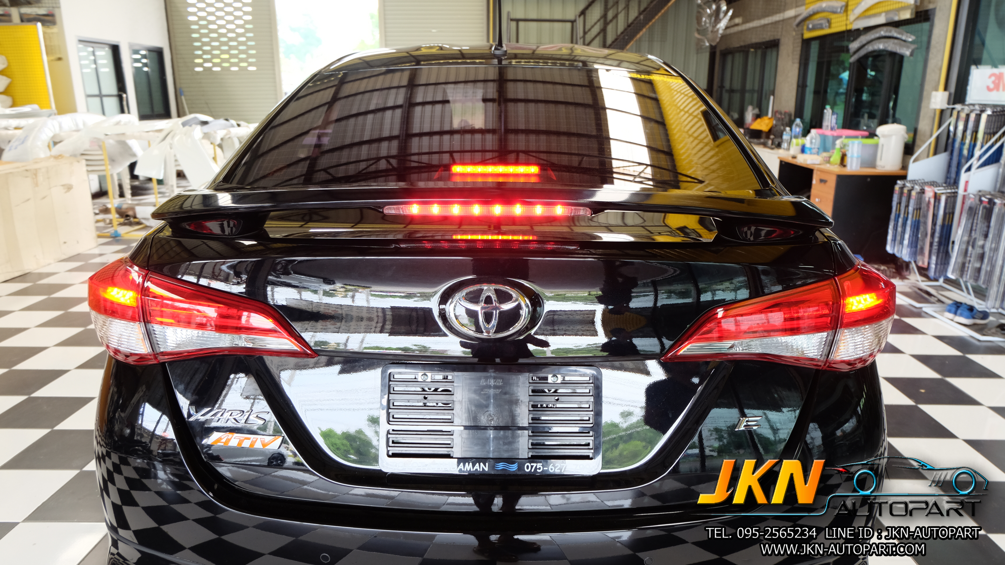 ชุดแต่ง Toyota Yaris Ativ 2017 By Drive 68