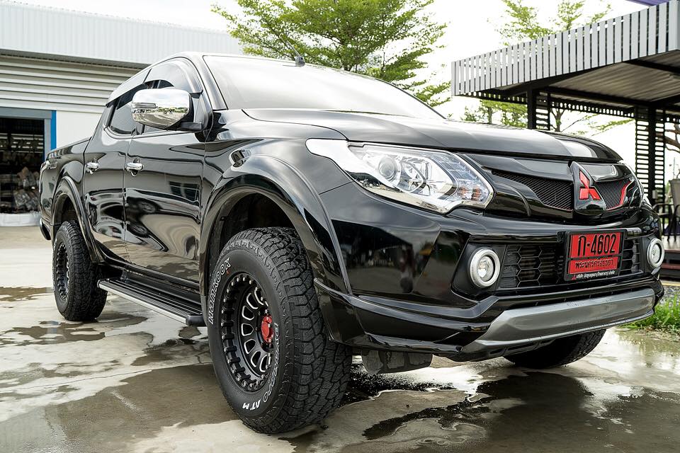 ชุดแต่ง Mitsubishi Triton 15 รุ่น Amotriz