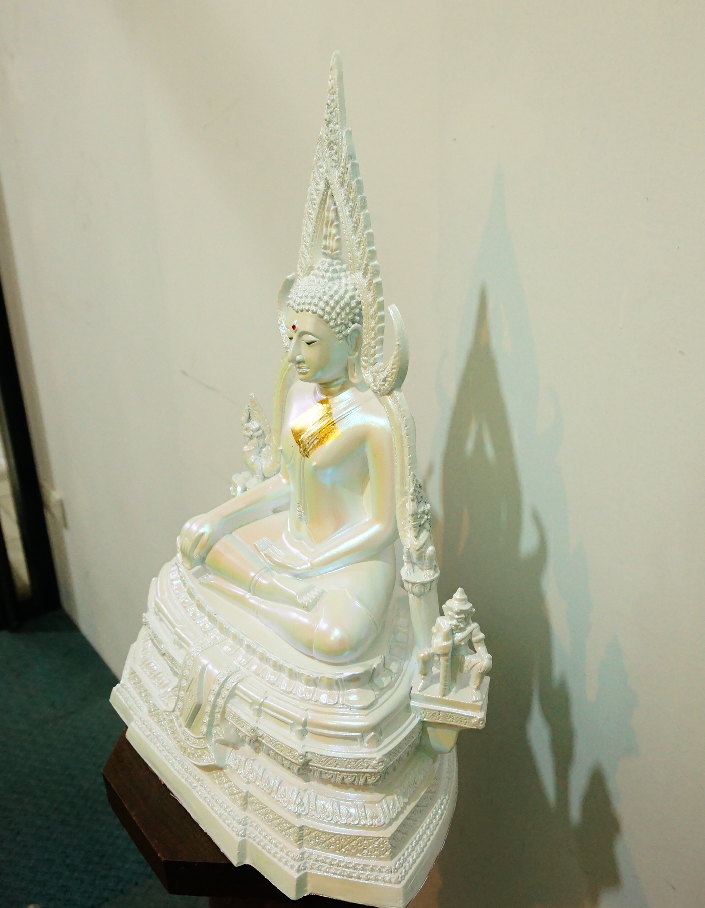 พระพุทธชินราช สีมุก มวลสารผสมเหล็กน้ำพี้ หน้าตัก9นิ้ว