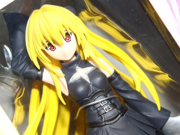 Golden Darkness Motto Character