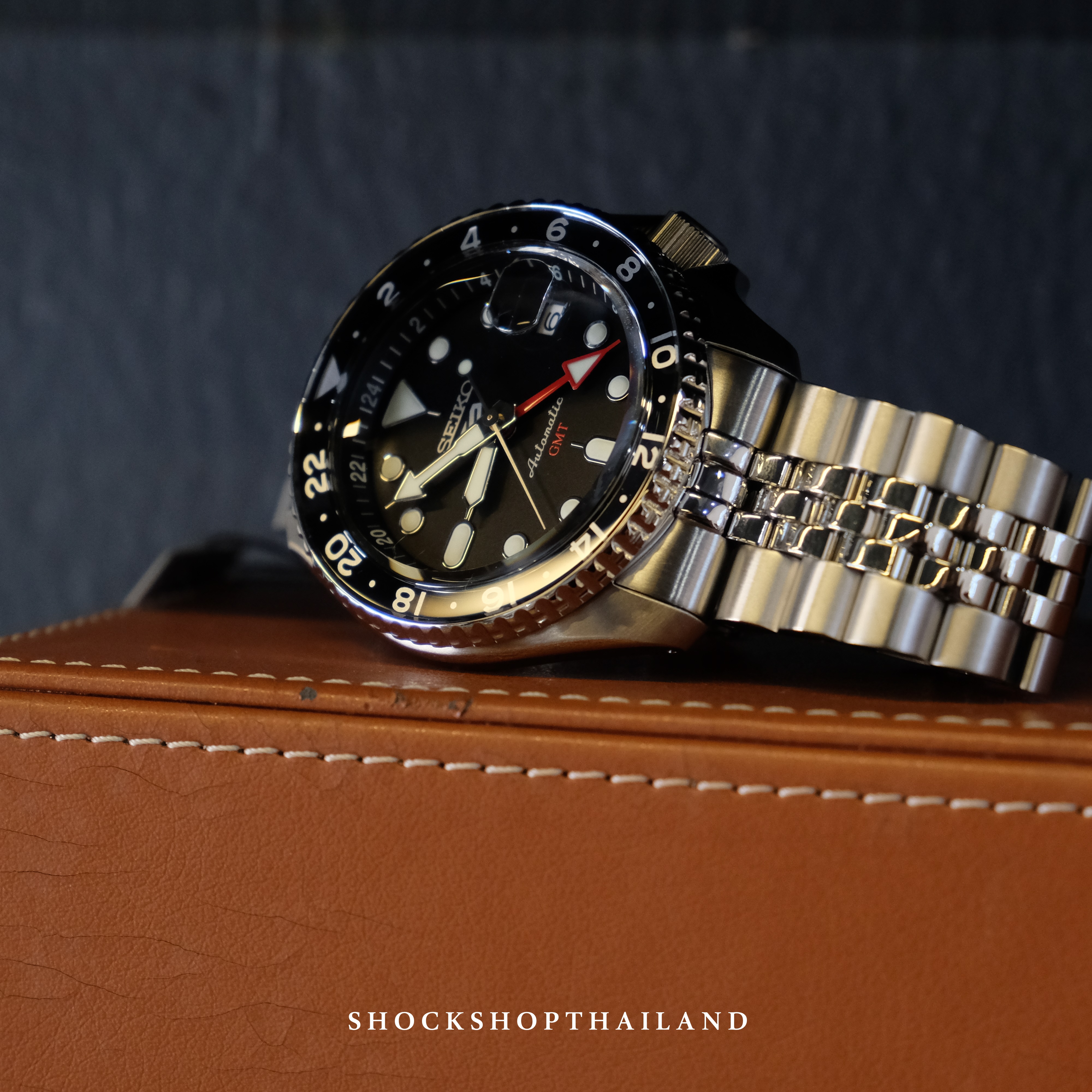 นาฬิกาผู้ชาย SEIKO 5 SPORTS AUTOMATIC G.M.T รุ่น SSK001K ไซโก