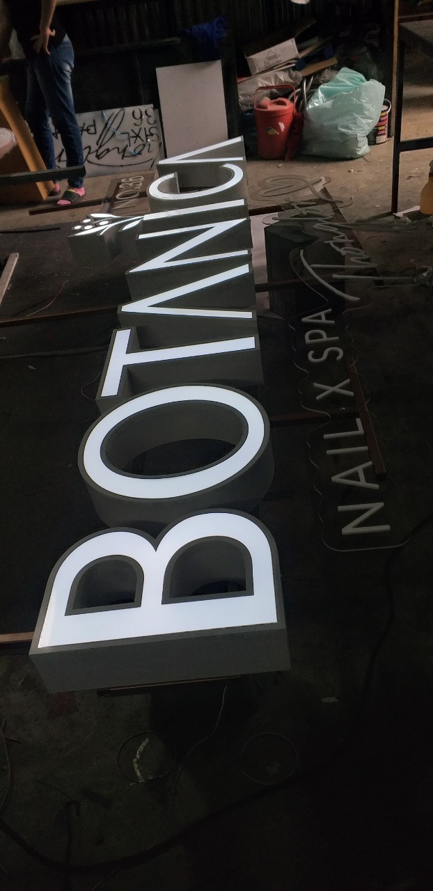 งานป้ายกล่องไฟ