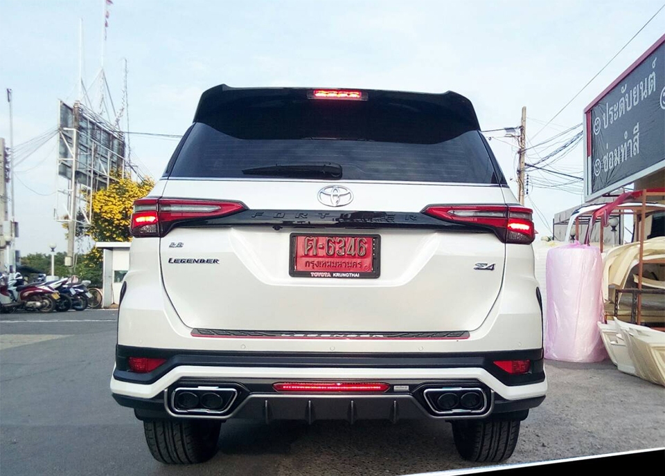 ชุดแต่ง Toyota Fortuner Legender 2020 By RBS
