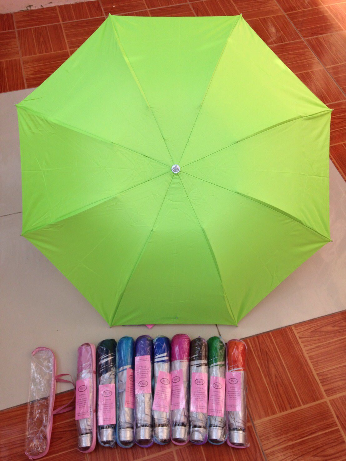 ร่มพับ3ตอนกระเป๋าแพค100คัน