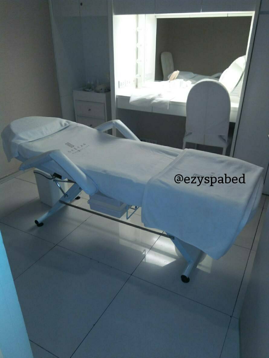 เตียงทรีทเม้นท์ เตียงสักคิ้ว แบบปรับระดับ แบบmanual รุ่น 626 พร้อมถาดใส่อุปกรณ์ใต้เตียง