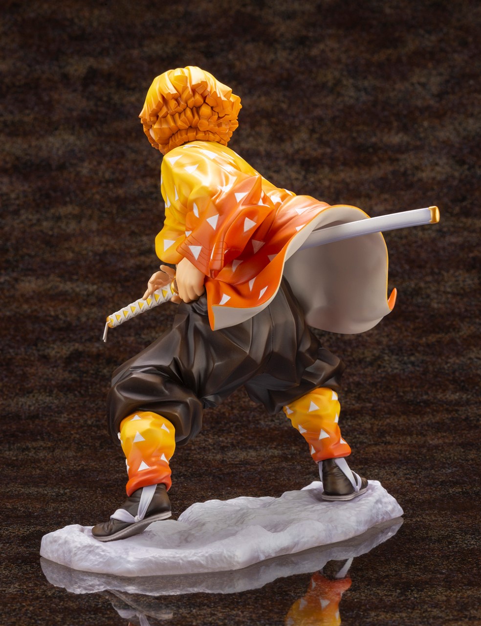 Zenitsu Agatsuma ARTFX J