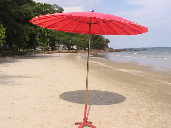 ร่มผ้าใบ ร่มสายรุ้ง ร่มสนาม 