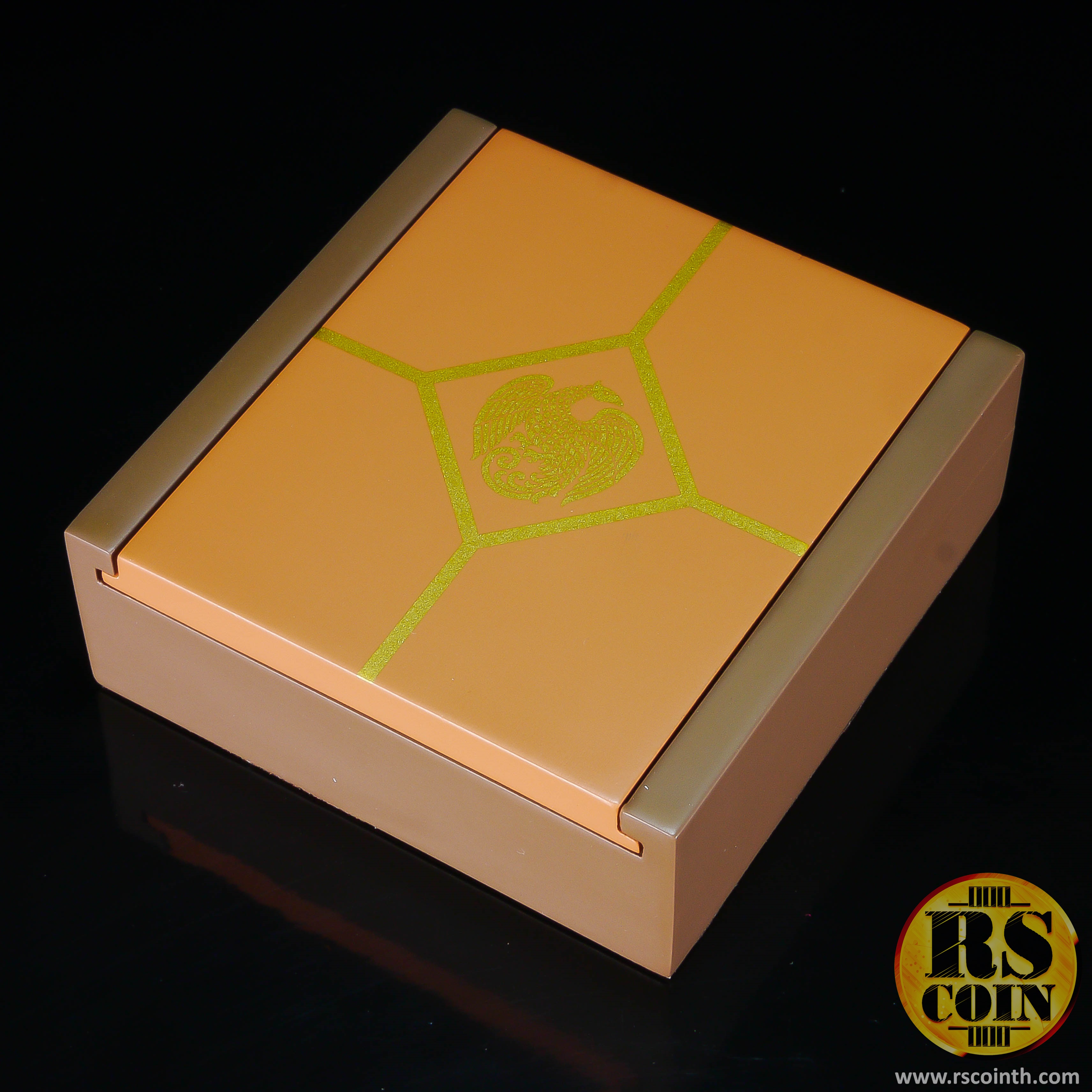 เหรียญเงินพิมพ์สี เหรียญที่ระลึกดอกกล้วยไม้ไทย "ช้างกระ"