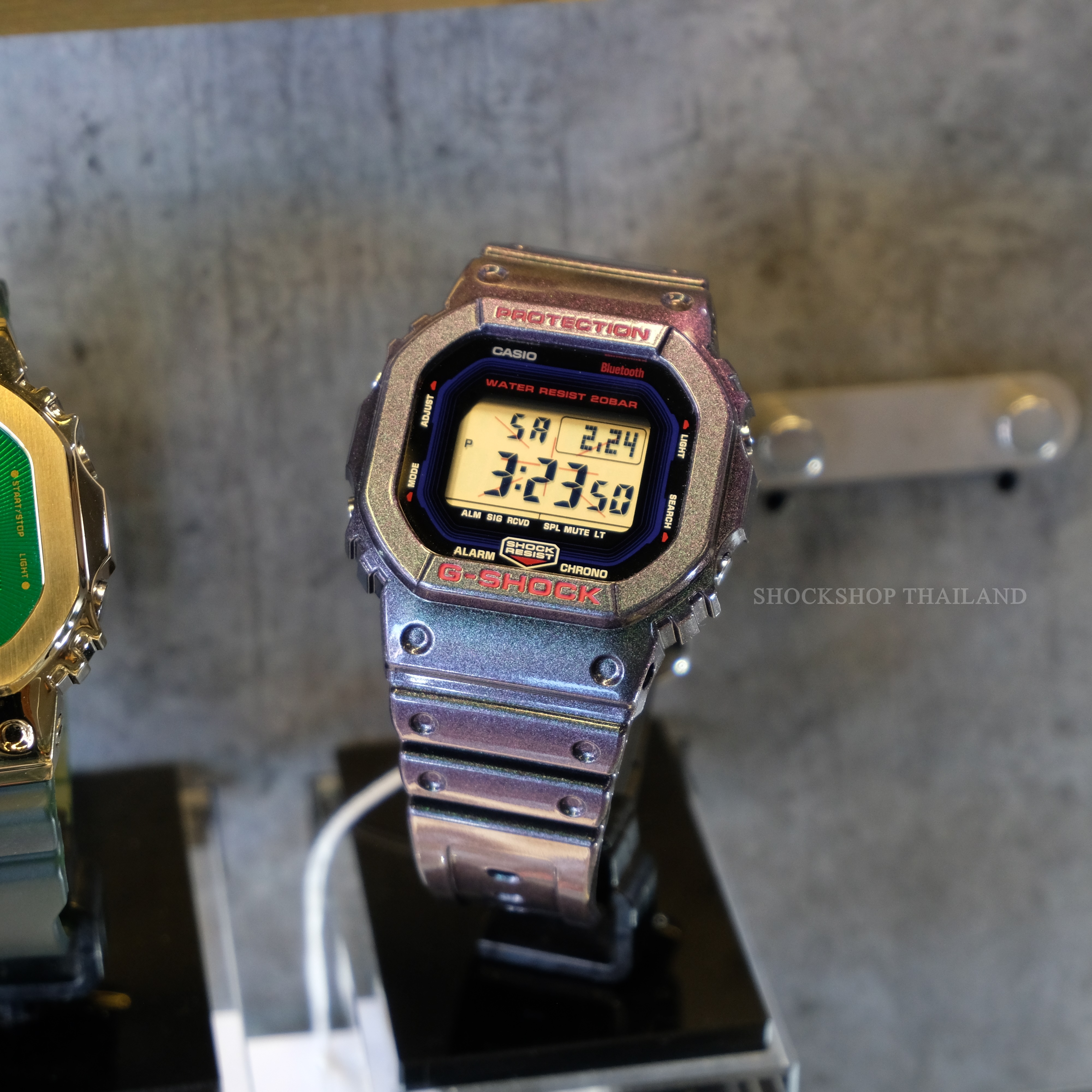 นาฬิกาผู้ชาย G-SHOCK รุ่น DW-B5600AH-6 ซีรีส์ 5600 จีช็อค