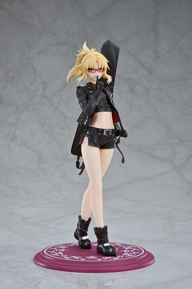 Mordred Saber of Red Glasses Model Ver.
